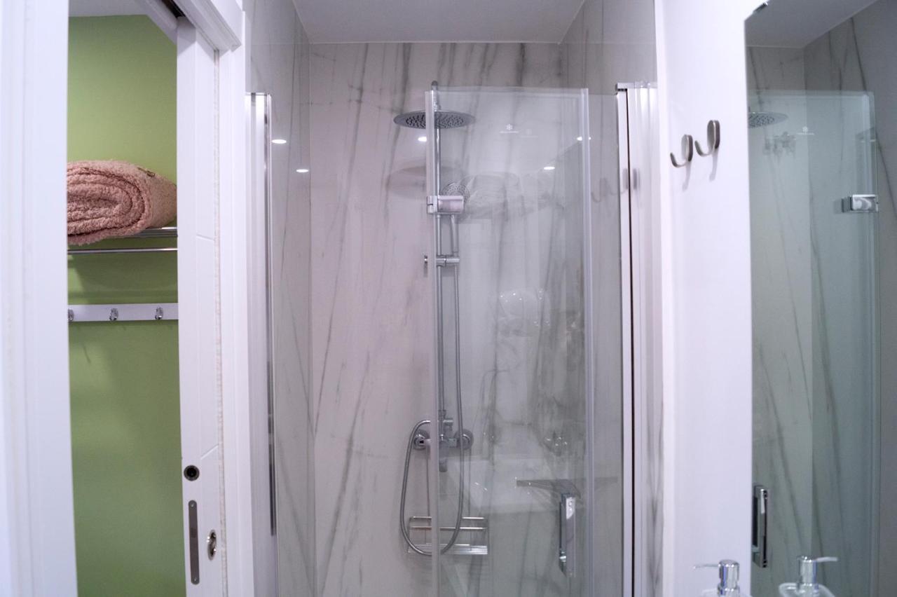 Moncloa Room Apartments Madrid Eksteriør bilde